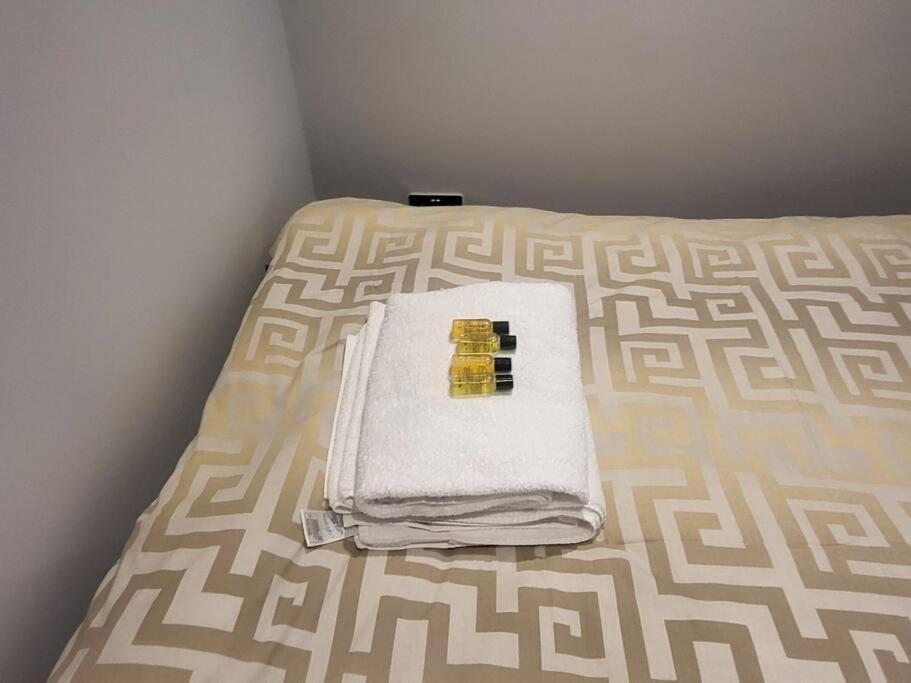 Entire Reigate Apartment Hosted By Pius Luaran gambar