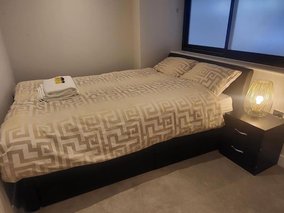 Entire Reigate Apartment Hosted By Pius Luaran gambar