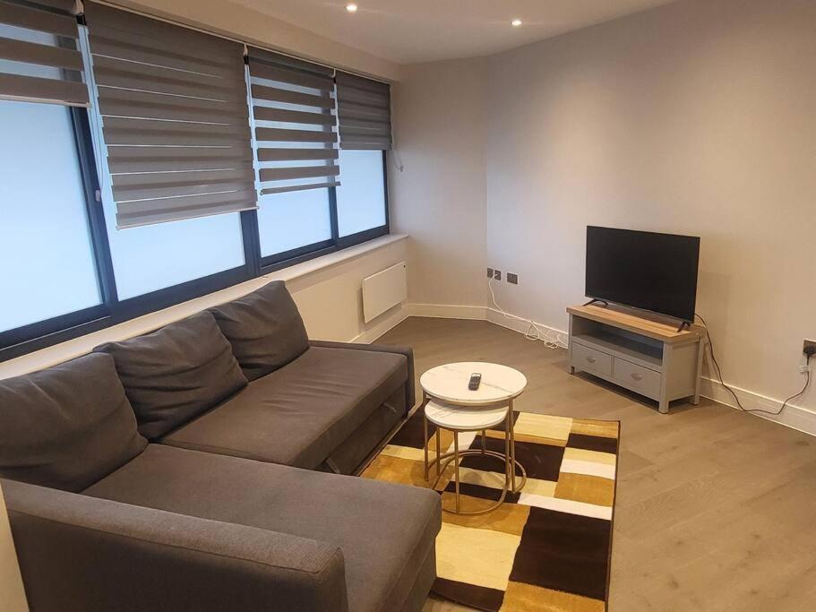 Entire Reigate Apartment Hosted By Pius Luaran gambar